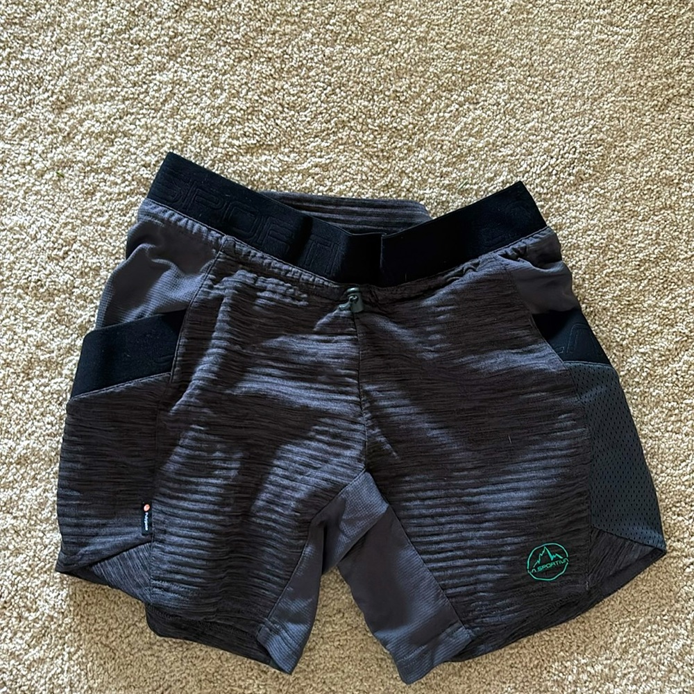La Sportiva shorts